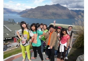 Action กันก่อน กับวิวสวยๆ ที่ Pop Peak - Queenstown