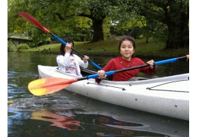 หัดพายเรือแคนูที่ Avon River